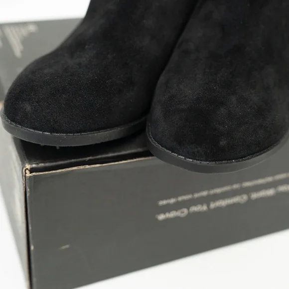 Vionic - Roseland Black Suede Boot - Picture 9 of 9